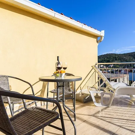 Apartments Neve Marina Exterior photo