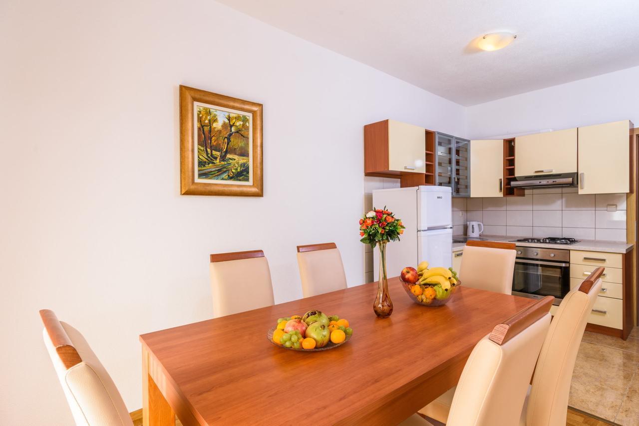 Apartment Neve *