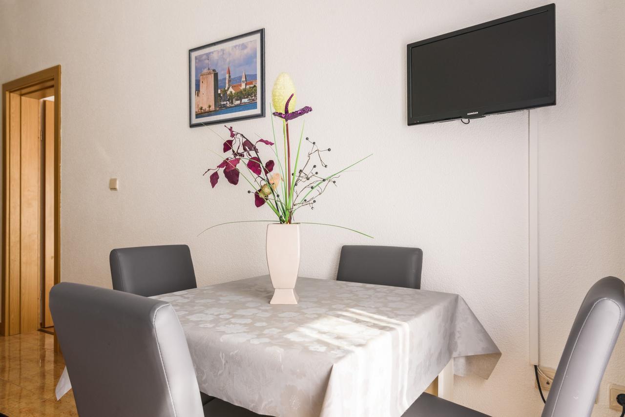 Neve Apartment
