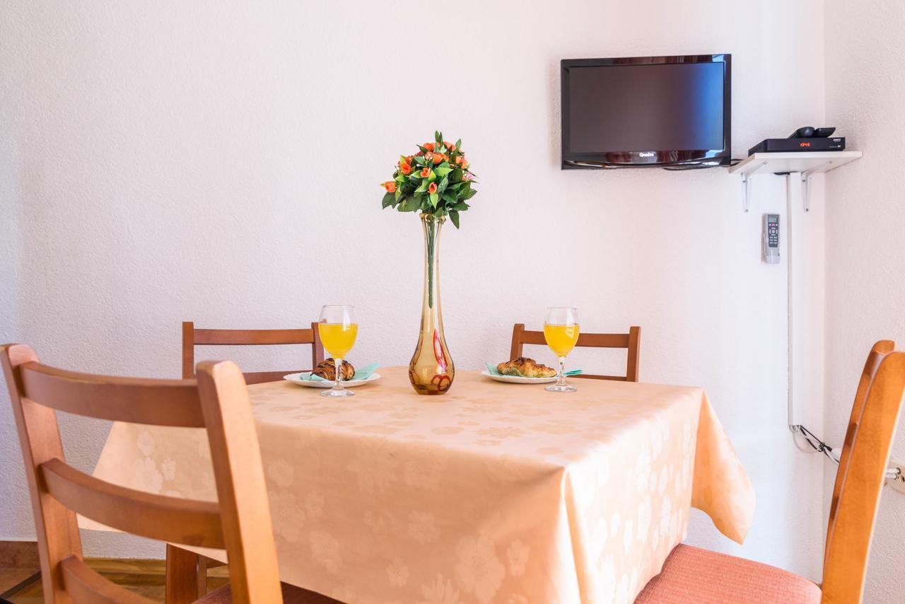 Apartment Neve