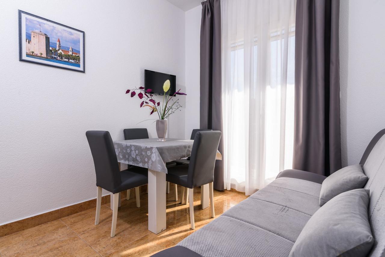 Neve Apartment *
